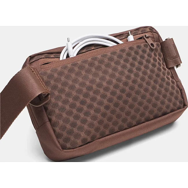 Сумка пояса UNDER ARMOUR Essential WB Xbody 2L коричневый 20 x 13,5 x 5 см