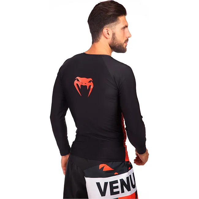 Рашгард лонгслів чоловічий VENUM
 REVENGE CO-5816