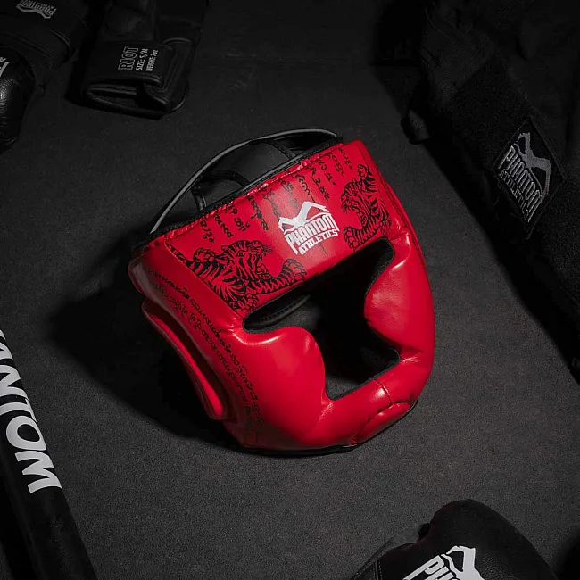 Боксерский шлем Phantom Muay Thai Full Face Red (капа в комплекте)