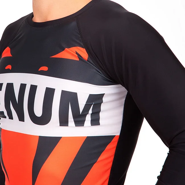 Рашгард лонгслів чоловічий VENUM
 REVENGE CO-5816