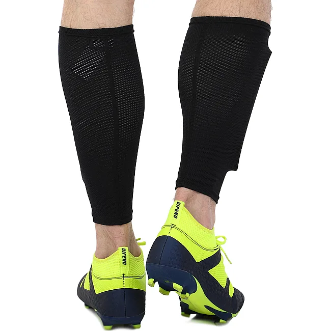 Щитки для футболу
 з тримачем щитків у комплекті JOMA

 J-PRO ORO 400861-901 (Золотий-чорний)
