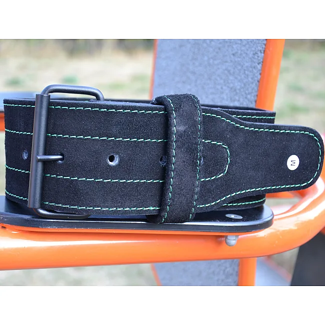 Пояс для пауэрлифтинга MADMAX MFB-301 Suede Single Prong кожаный Black/Green