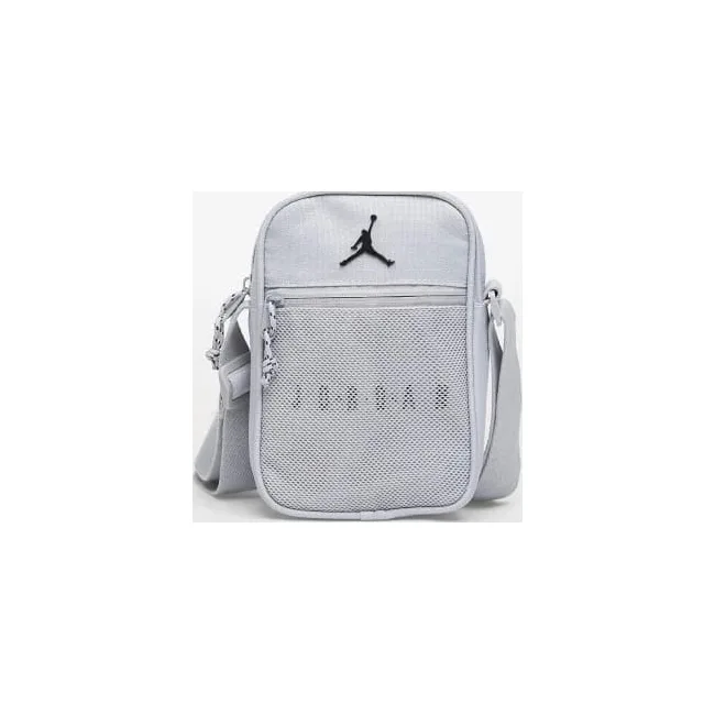 Сумка NIKE Jam Blacktop Festtival Bag 1.7L серый (для мужчин) 23 х 15 х 5 см