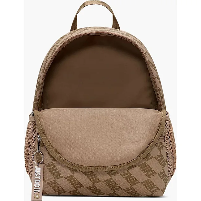Рюкзак NIKE Y NK BRSLA JDI MNI BK-AOP FA25 11L бежевый (для детей) 25 x 33 x 13 см
