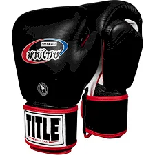 Боксерские перчатки TITLE Muay Thai Leather Trening Gloves Черные