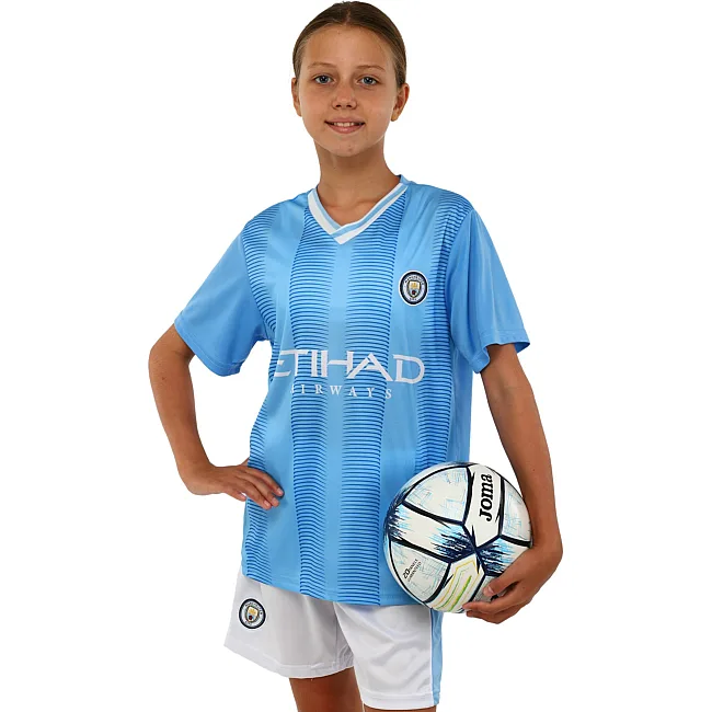 Футбольна форма дитяча із символікою клубу
 MANCHESTER CITY домашня 2024 SP-SPORT

 CO-7184 (Блакитний-білий)