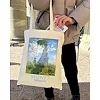 Экошопер BookOpt ВК4087 MONET Женщина с бежевым зонтиком.
