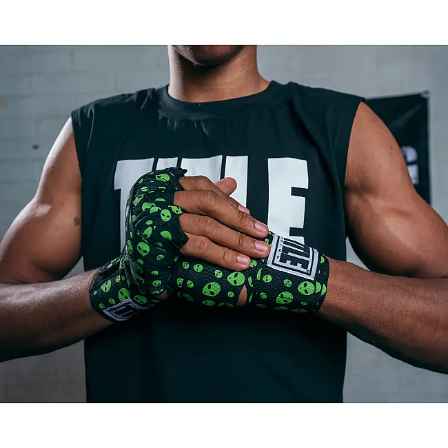 Бинты для бокса TITLE Boxing Print 450см Exterrestrial