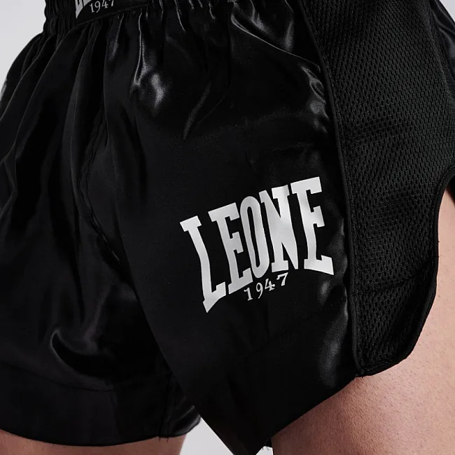 Шорты для тайского бокса LEONE Flag Black