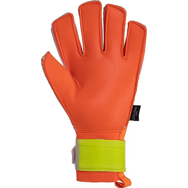 Воротарські рукавички
 професійні із захистом пальців SOCCERMAX GK-011
 7-11