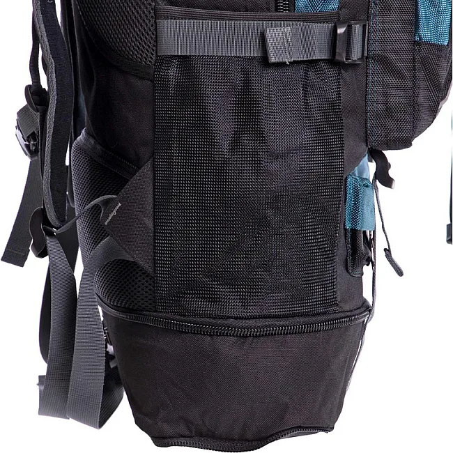 Туристичний рюкзак
 DEUTER
 11067 28л (Чорний)