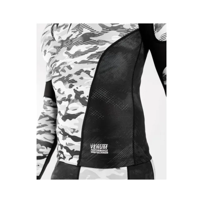 Рашгард VENUM Defender Long Sleeves Urban Camo