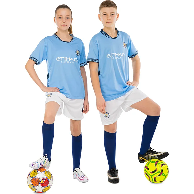 Футбольна форма дитяча із символікою клубу
 MANCHESTER CITY HAALAND 9 домашня 2025 SP-SPORT

 CO-4620 20-30 (Блакитний-білий)