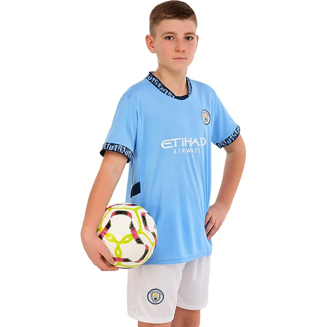 Футбольна форма дитяча із символікою клубу
 MANCHESTER CITY HAALAND 9 домашня 2025 SP-SPORT

 CO-4620 20-30 (Блакитний-білий)