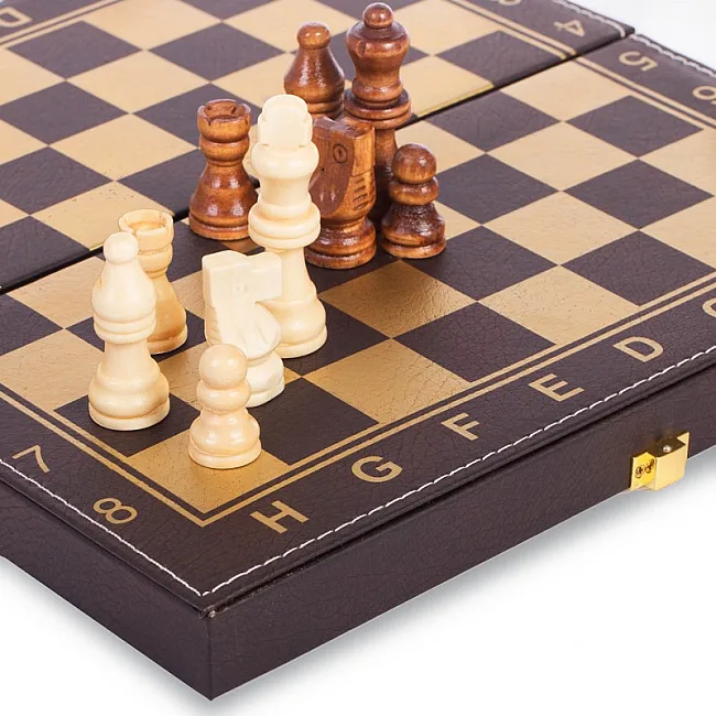 Шахматы шашки нарды 3 в 1 набор настольных игр доска из экокожи ZOOCEN L3008
 30x30см
