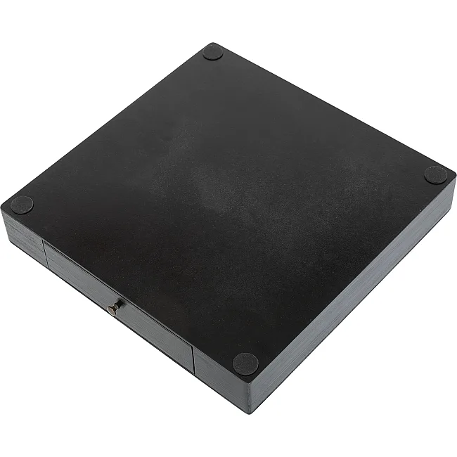Шахматы
 деревянные на магнитах Xinliye W3302M
 30см x 30 х 2,5 см