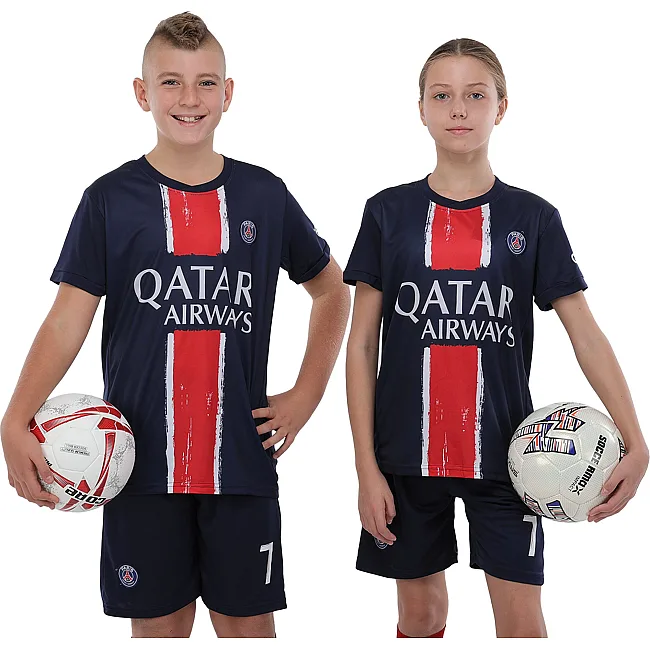 Футбольна форма дитяча із символікою клубу
 PSG MBAPPE 10 домашня 2024 SP-SPORT

 CO-3676 105-160

см (Синьо-червоний)
