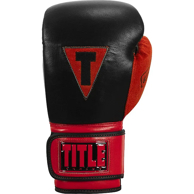 Боксерские перчатки TITLE Boxing All Heart Bag Gloves 2.0 Black/Red (бинты 4м. в комплекте)