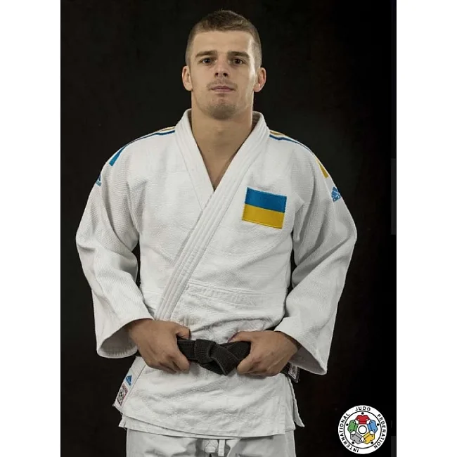 Кимоно для дзюдо Adidas Champion 2 с лицензией IJF (белый/сине-желтые полосы, J-IJF-SMU)