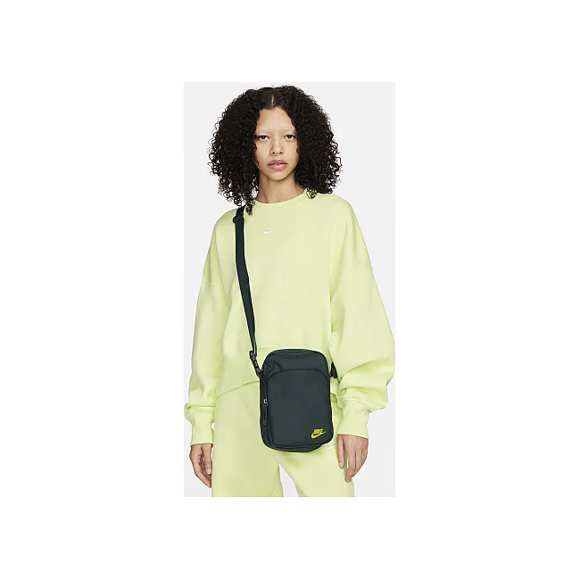 Сумка из-под плеча Nike NK HERITAGE CROSSBODY 4L 27х6х15 см
