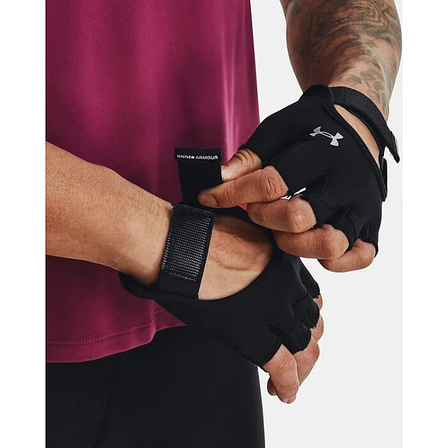 Перчатки для тренировок UNDER ARMOUR Women's Training Glove Черный