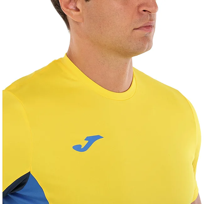 Футбольна форма
 комплект футболка та шорти JOMA

 DANUBIO II 103213-903

-темно-синій (Жовтий-темно-синій)
