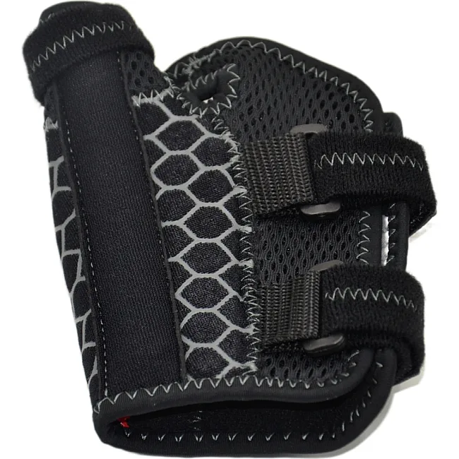 Напульсник на запястье OPROtec Wrist&amp;Thumb Support OSFM TEC5751-OSFM Черный (1шт)