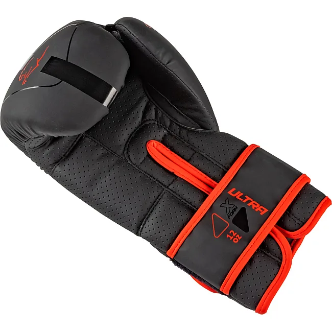 Боксерские перчатки PowerPlay 3024 Ultra Mat Черно-Красные