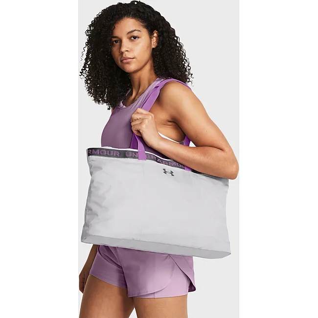 Женская спортивная сумка UNDER ARMOUR Favorite Tote 20L 47,5х31,5х12 см