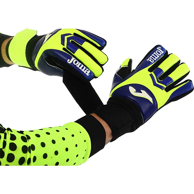 Детские вратарские перчатки
 JOMA

 HUNTER 400909-417

-темно-синий (Салатовый-темно-синий)