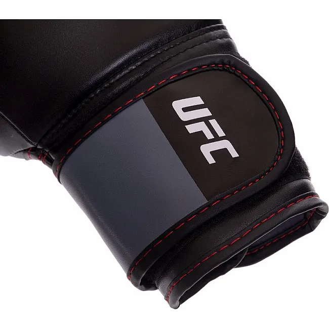 Боксерские перчатки

 PU UFC Boxing UBCF-75180 12 унций