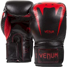 Боксерские перчатки Venum Giant 3.0 Black Red