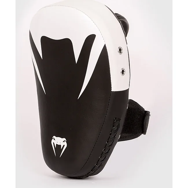Лапы для бокса VENUM Small Kick Boxing Pad 2.0 Micro Fiber Quality Black White