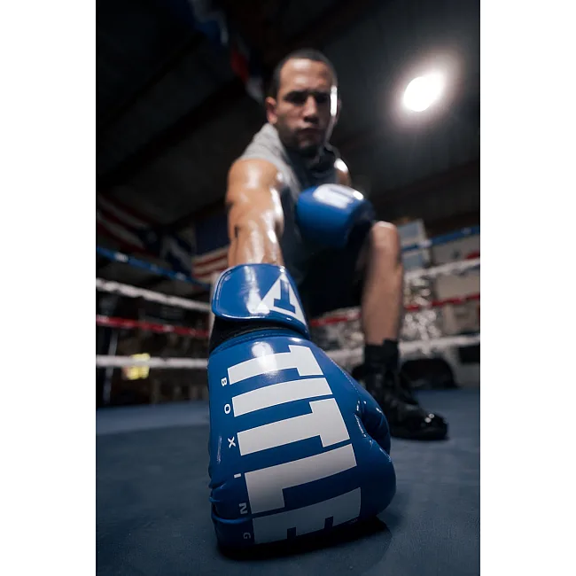 Боксерские перчатки TITLE Boxing Inferno Intensity Elastic Blue/White /