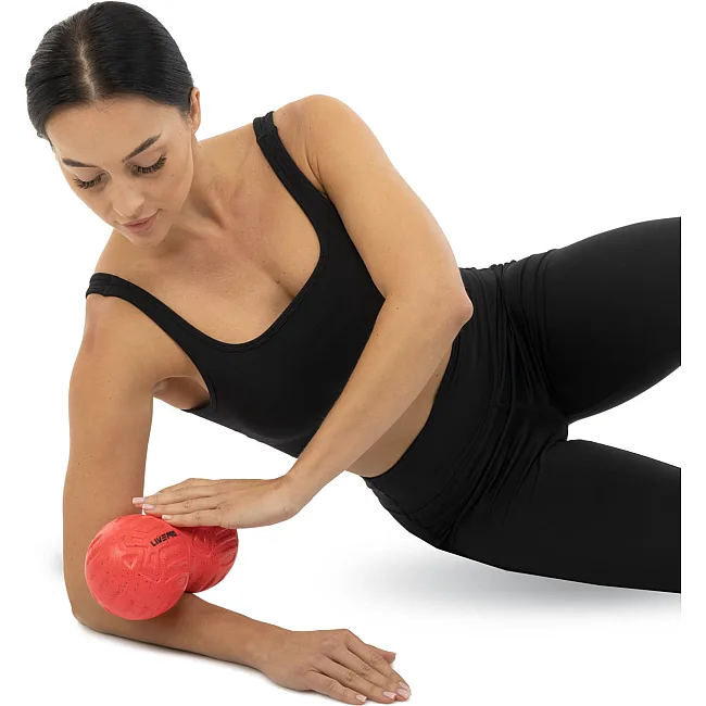 Мяч массажный двойной для МФР и самомассажа Duoball LivePRO Peanut massage ball LP8509 ø19,4см (Красный)