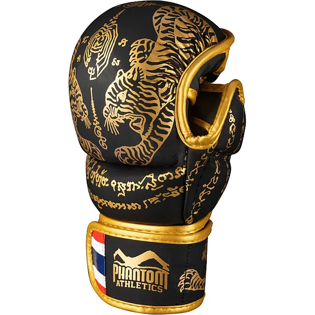 Перчатки для ММА Phantom Muay Thai Black Gold (капа в подарок)