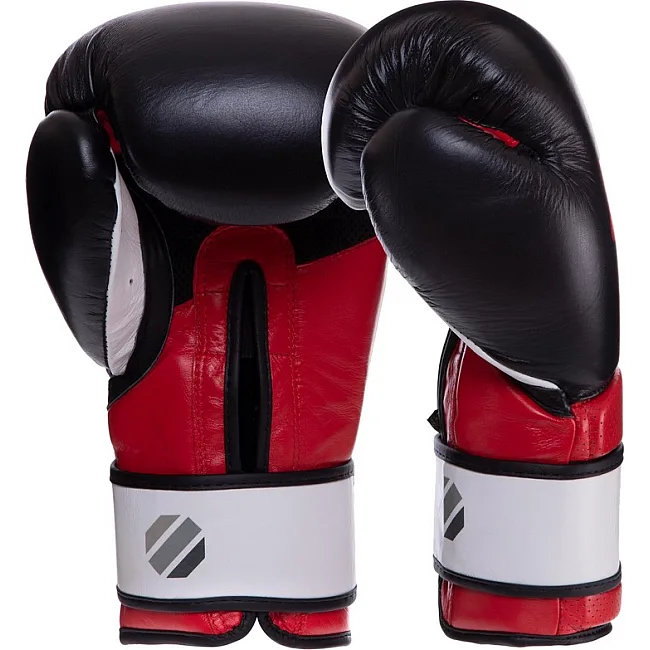 Боксерские перчатки

 кожаные UFC PRO Training UHK-69989 12унций