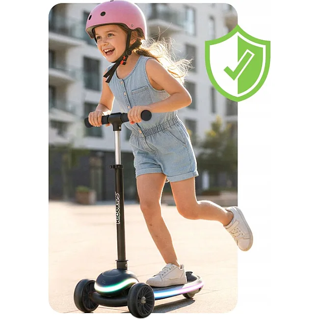 Детский самокат трехколесный Ricokids Leddi черный