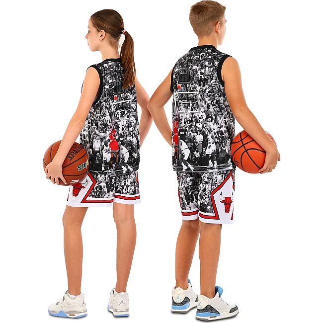 Детская баскетбольная форма
 NBA клуб Chicago Bulls 23 BA-6644 (Черный-белый)