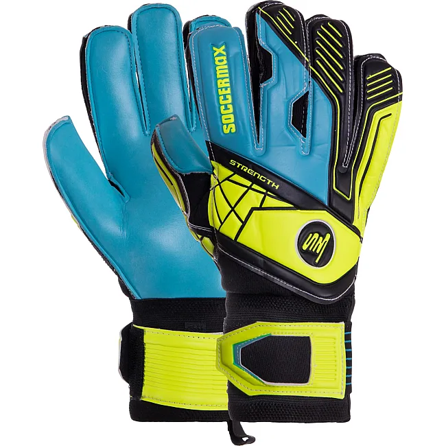 Вратарские перчатки
 профессиональные с защитой пальцев SOCCERMAX GK-012
 7-11
