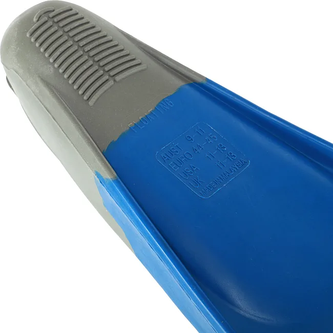 Короткие ласты для тренировок
 MADWAVE

 M074606704W
 44-45 (Синий)