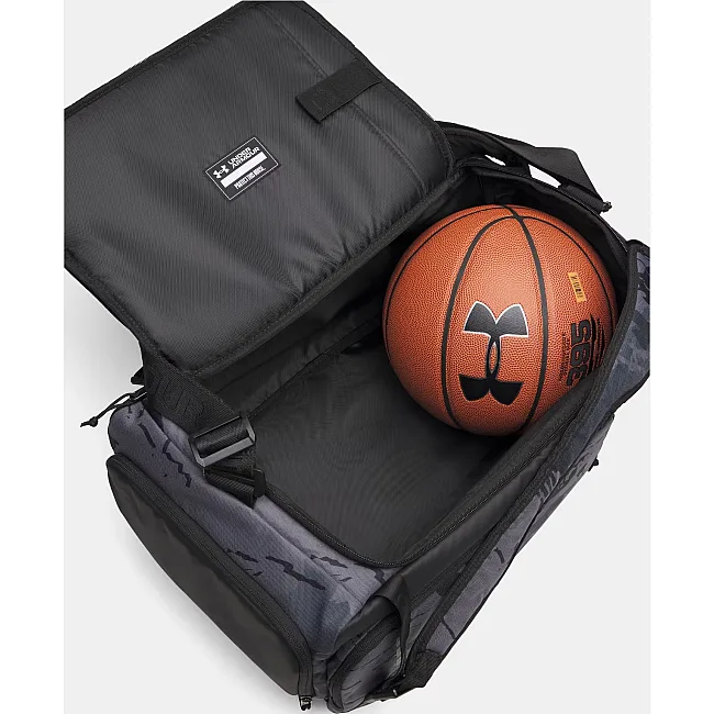 Сумка UNDER ARMOUR Contain Duo SM BP Duffle 40L черная 55 x 40 x 28 см