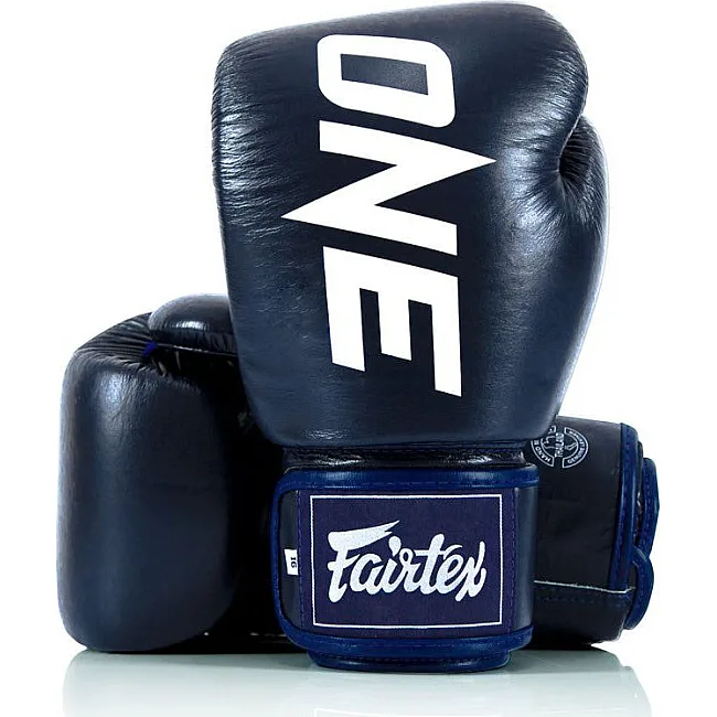 Боксерские перчатки Fairtex BGV1-ONE (натуральная кожа) Blue (бинты в комплекте)