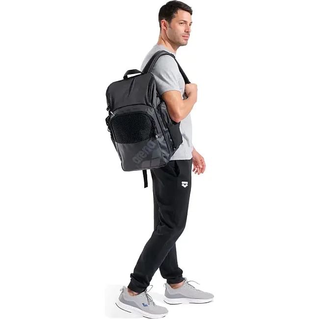 Рюкзак Arena ONE GO BACKPACK 35L черный 46х38х23 см
