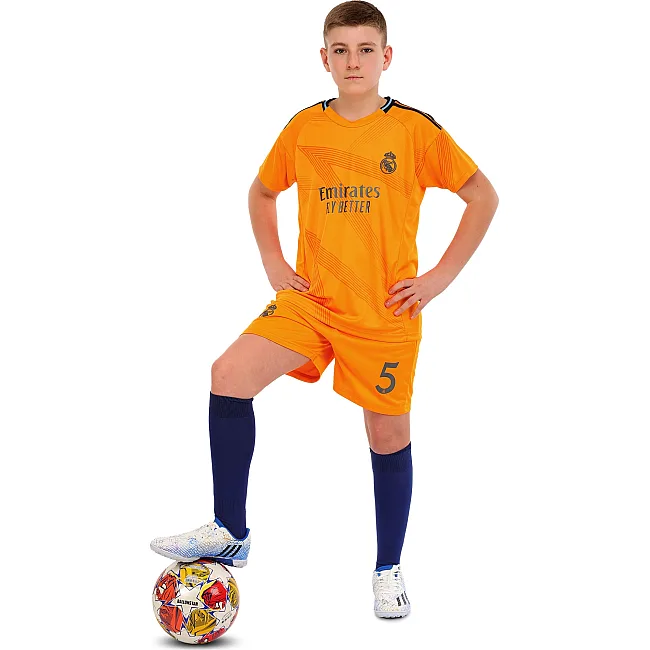 Футбольна форма дитяча із символікою клубу REAL MADRID BELLINGHAM 5 гостьова 2025 SP-SPORT CO-4645