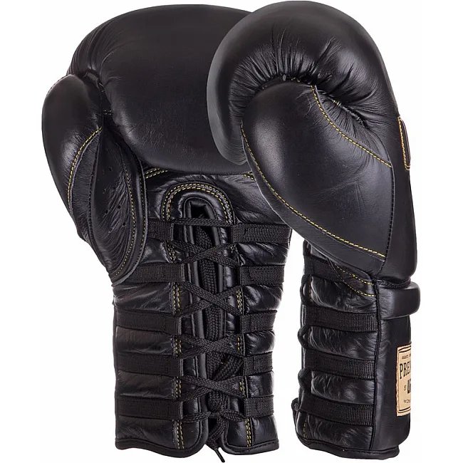 Боксерские перчатки
 на шнуровке кожаные UFC PRO Prem Lace Up UHK-75047 18унций