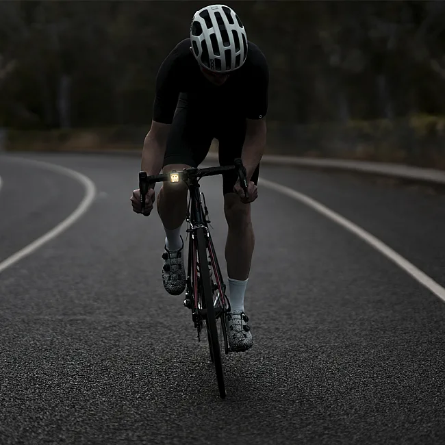 Передняя мигалка на велосипед KNOG Blinder Grid Front 200 Lumens