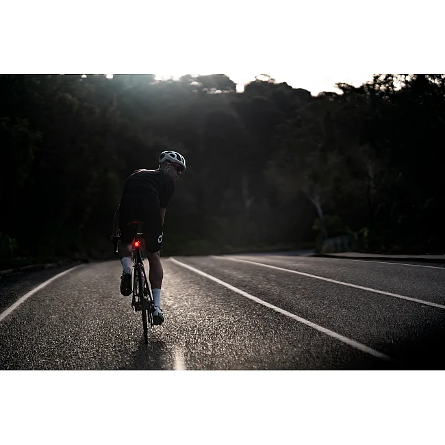Передняя мигалка на велосипед KNOG Blinder Grid Front 200 Lumens
