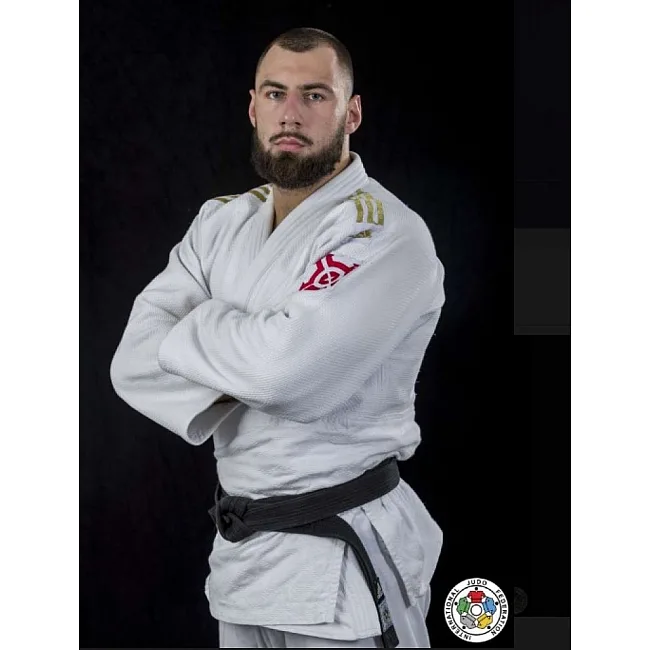 Кимоно для дзюдо Adidas Champion 2 с лицензией IJF (белый/золотые полосы, J-IJF-SMU)