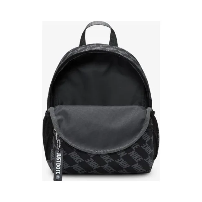 Рюкзак NIKE Y NK BRSL JDI MNI BK-AOP FA25 11L черный, серый (для детей) 25 x 33 x 13 см